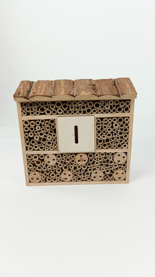 Houten insectenbijenhuis Hangende doos Nuttige insectenhabitat voor bijenvlinder